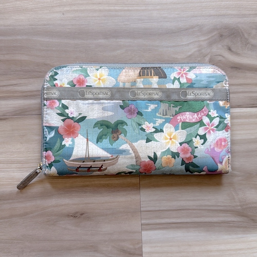 LeSportsac Zippered Wallet - Guam Design (Hafa Adai)